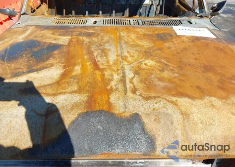 1985 Ford F150 z USA, uszkodzony, nr VIN 1FTDF15N8FNA44916